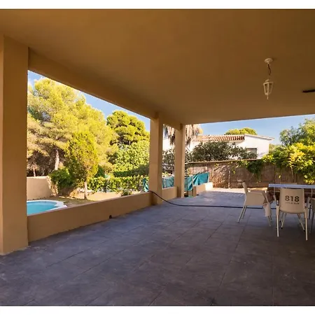 Casa Con Piscina A 700 M De La Playa *